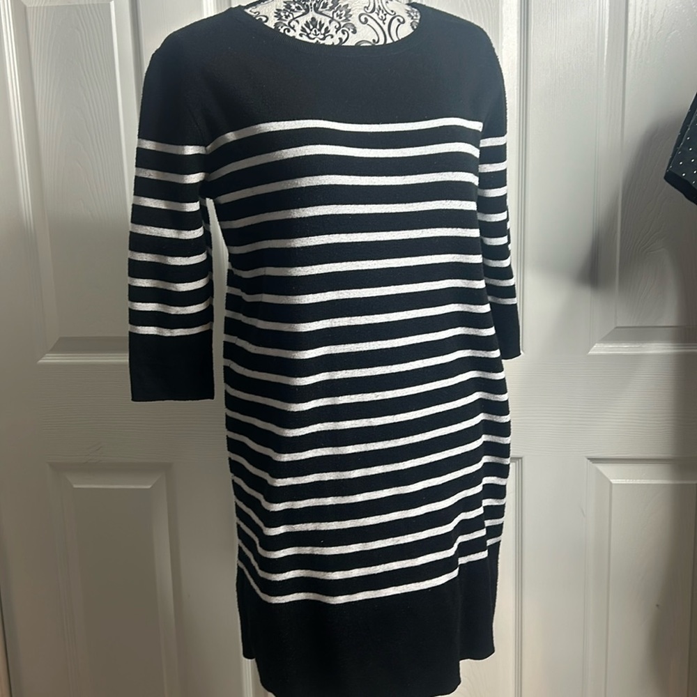 Lumiere Black White Stripes Sweater Dress L‎